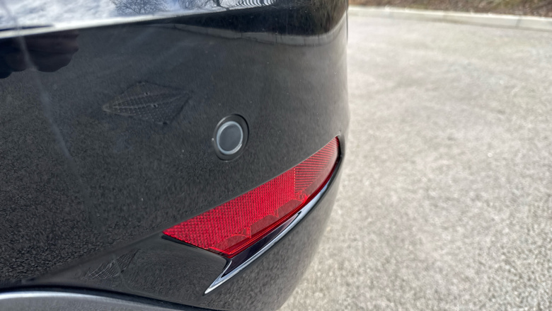 Land Rover Discovery 3.0 D300 R-Dynamic HSE 5dr Auto Diesel Station Wagon